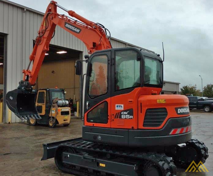 18,000 lb. Doosan DX85R-3 Hydraulic Excavator 3