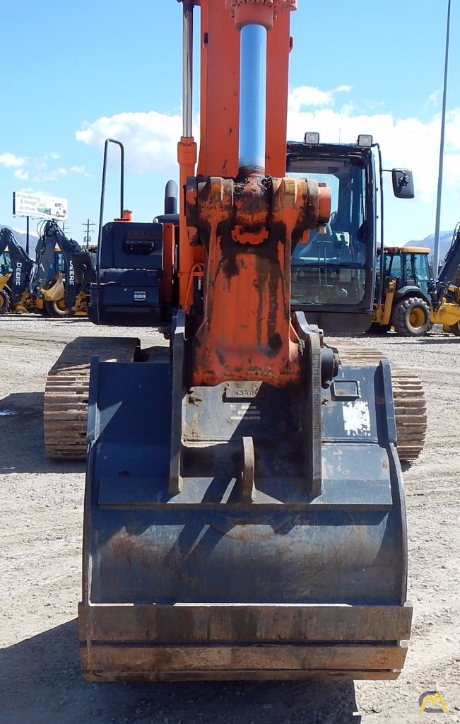 Hitachi 250ZXLC-5 6