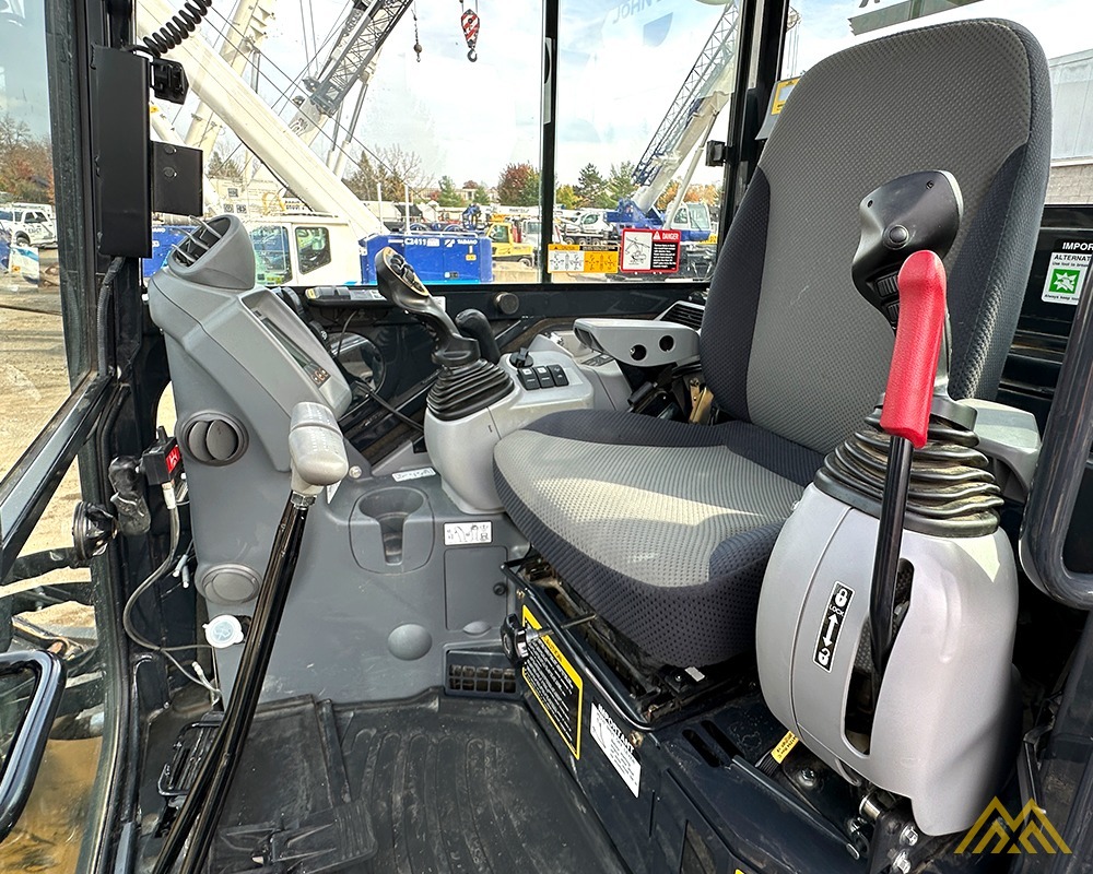 2019 JOHN DEERE 60G EXCAVATOR WITH TRAILER & MULTIPLE ATTACHMENTS 6