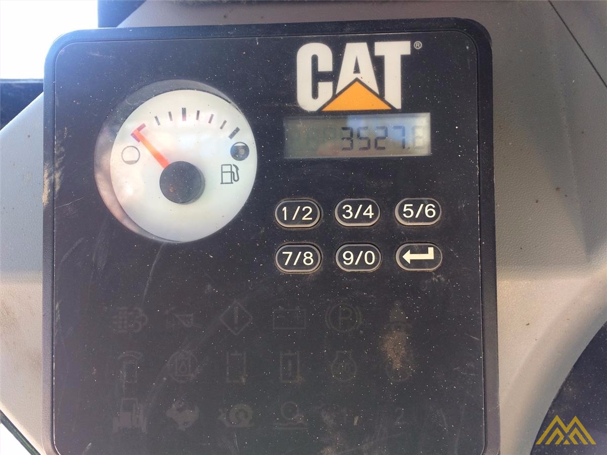 CAT 279D Compact Track Loader 4