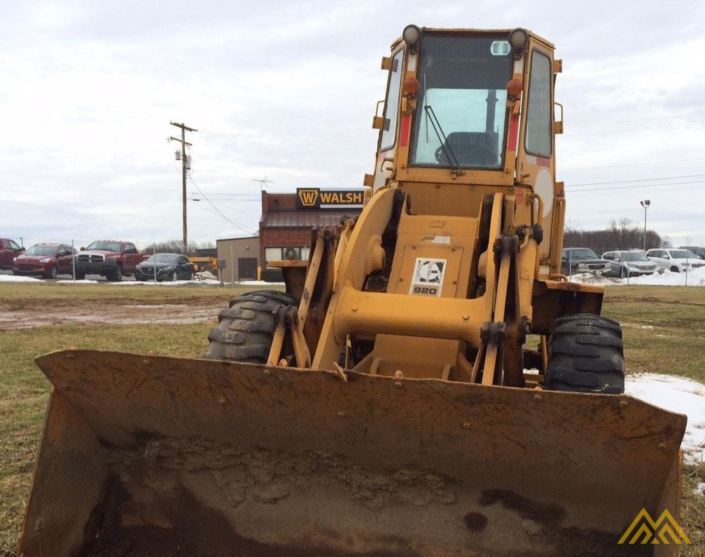 CAT 920 Wheel Loader 3