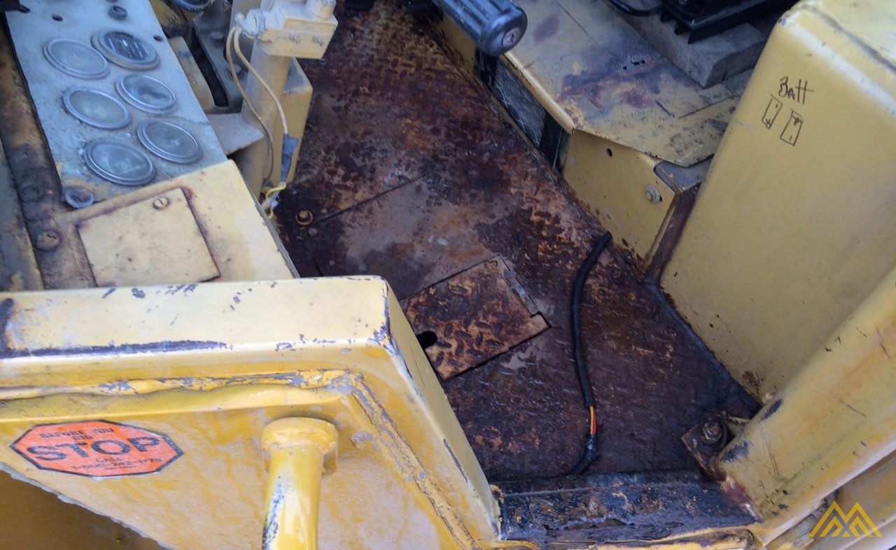 CAT 920 Wheel Loader 7