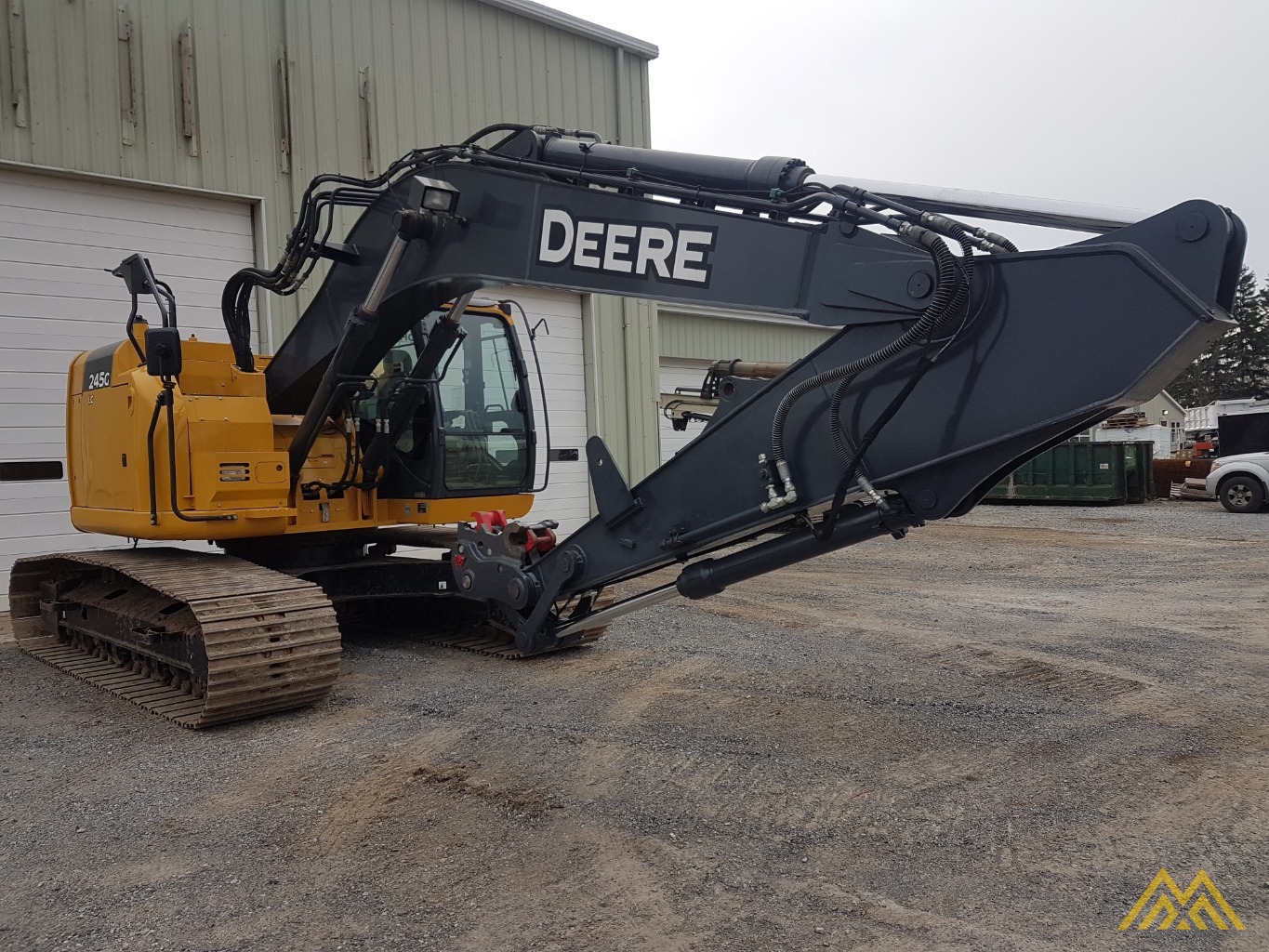 Deere 245G LC Excavator 4