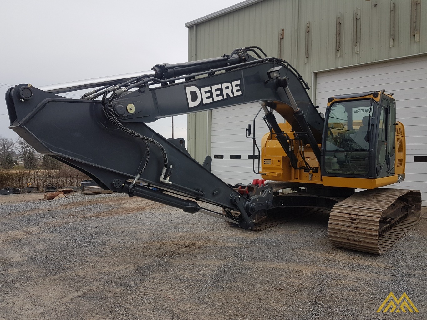 Deere 245G LC Excavator 5
