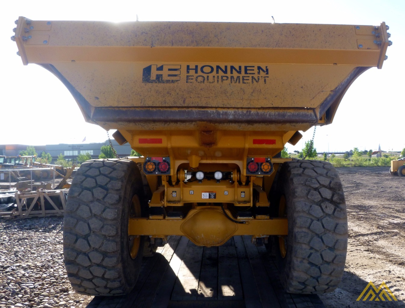 Deere 300D-II Articulating Dump Truck 6