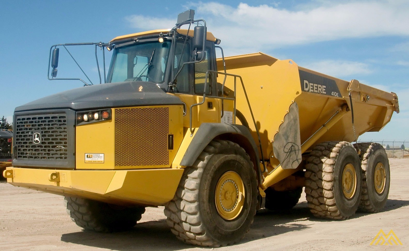 John Deere 410E Articulating Dump Truck 2
