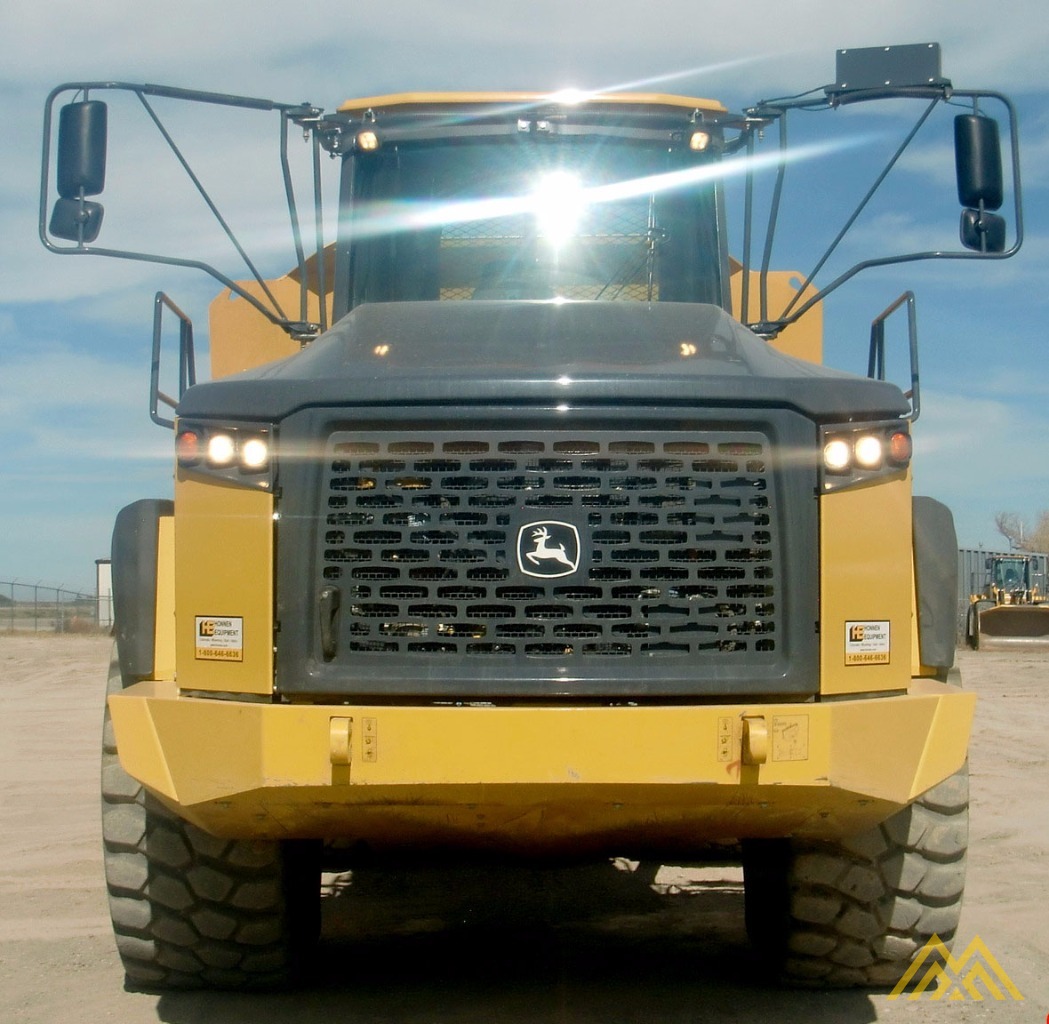 John Deere 410E Articulating Dump Truck 3