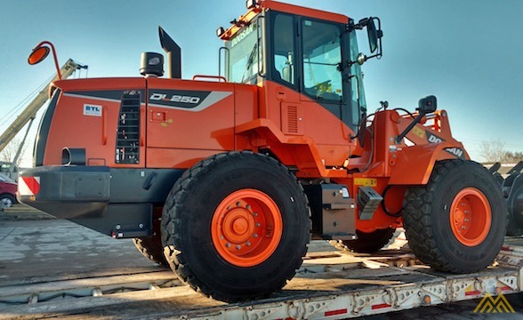 Doosan DL250-5 Wheel Loader 2