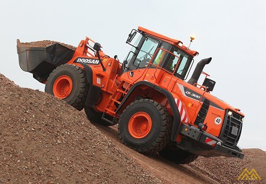 Doosan DL300-5K Wheel Loader 0