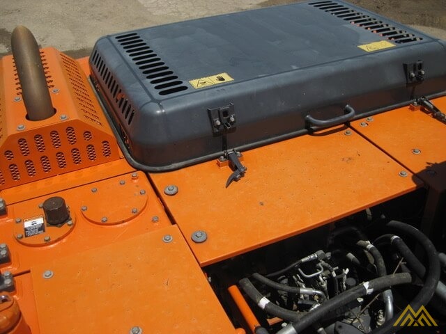 Doosan DX225LC-3 Hydraulic Excavator 2