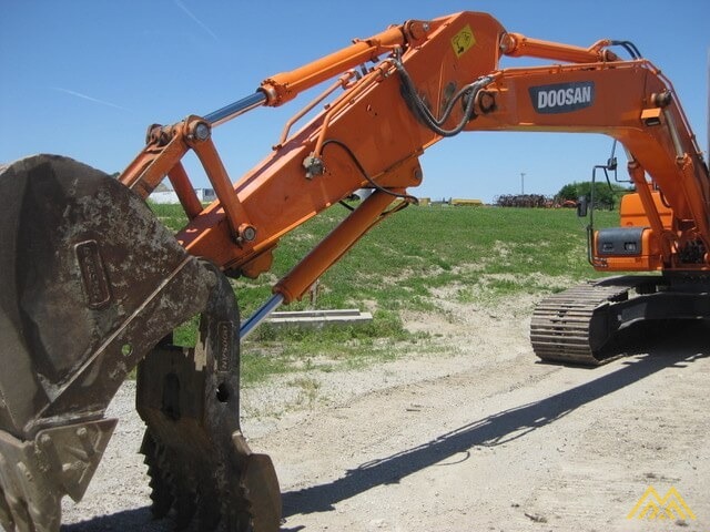 Doosan DX225LC-3 Hydraulic Excavator 5