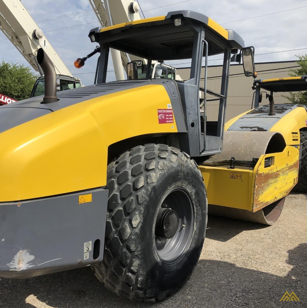 Dynapac CA2500D Smooth Drum Compactor 3