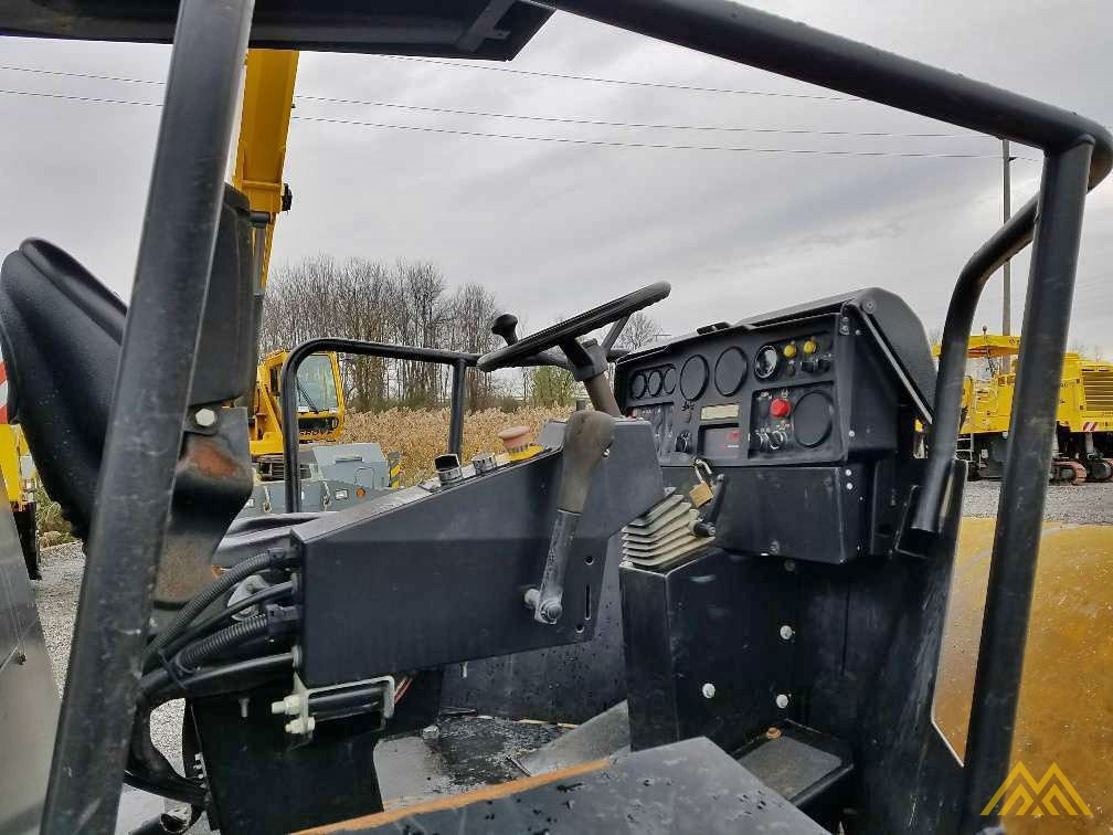Dynapac CA362D Single-Drum Roller 3