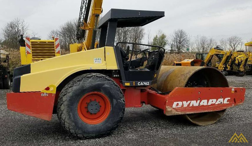 Dynapac CA362D Single-Drum Roller 1