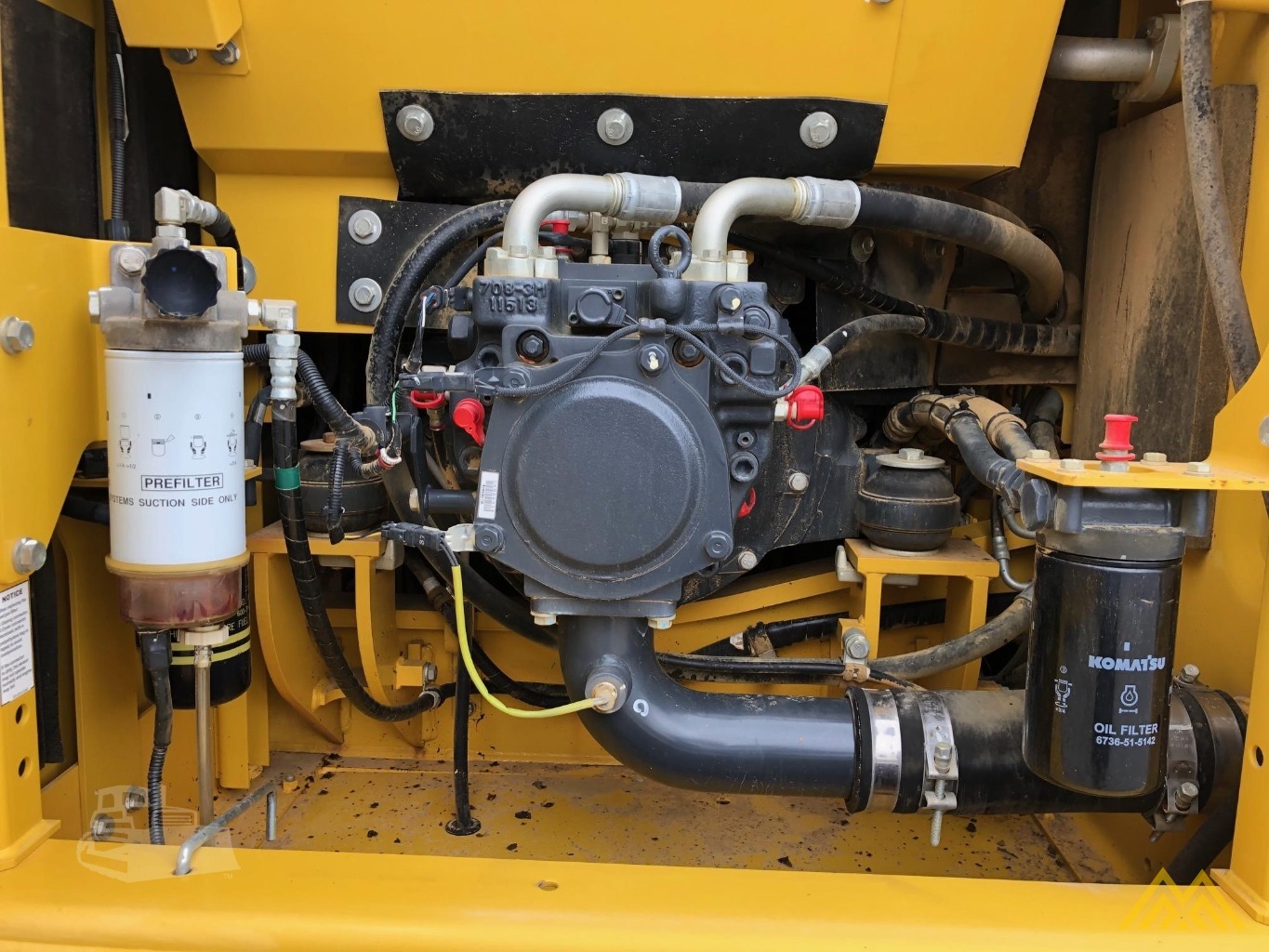 Komatsu PC170LC-10 Excavator 2