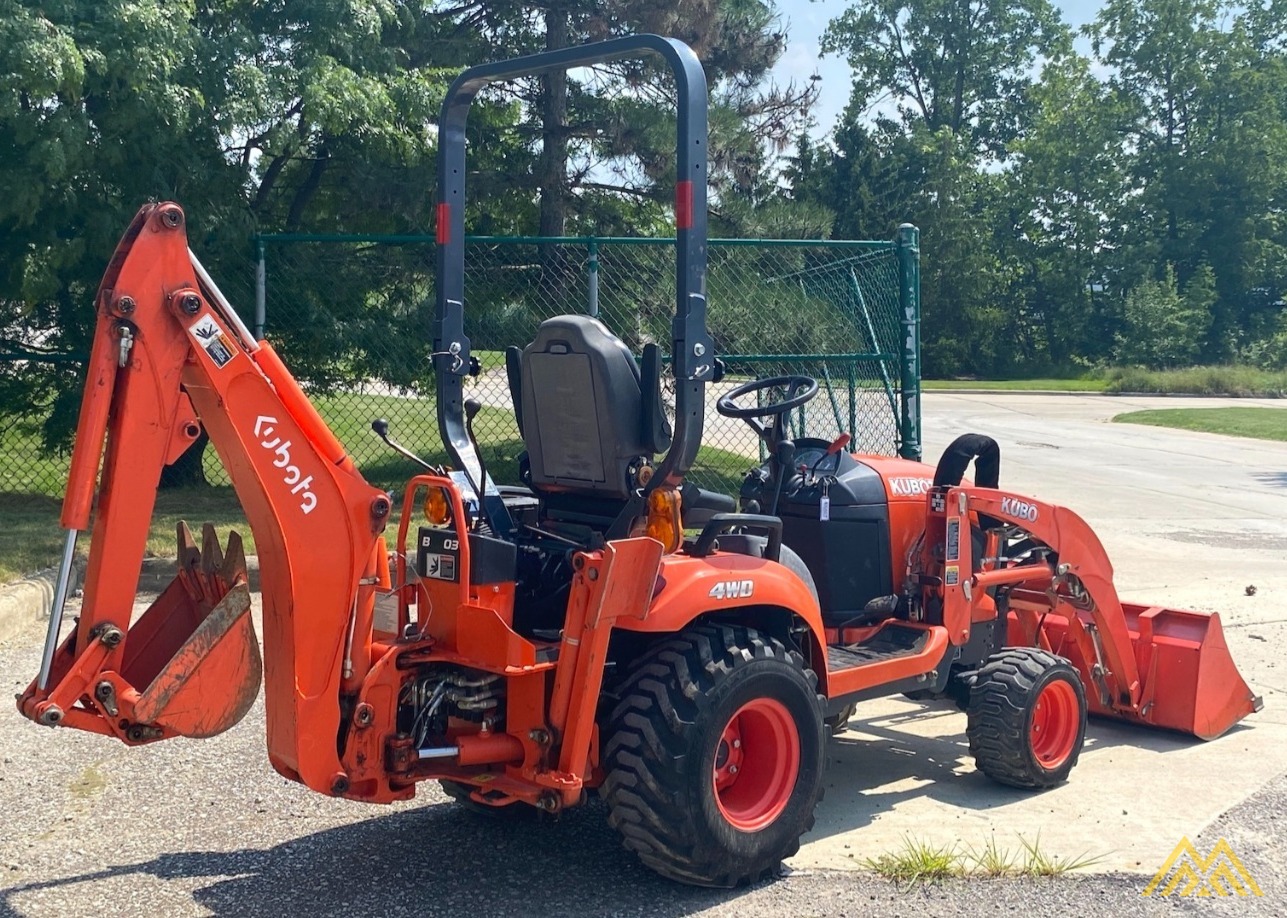 Kubota BX23S Tractor Loader Backhoe  5