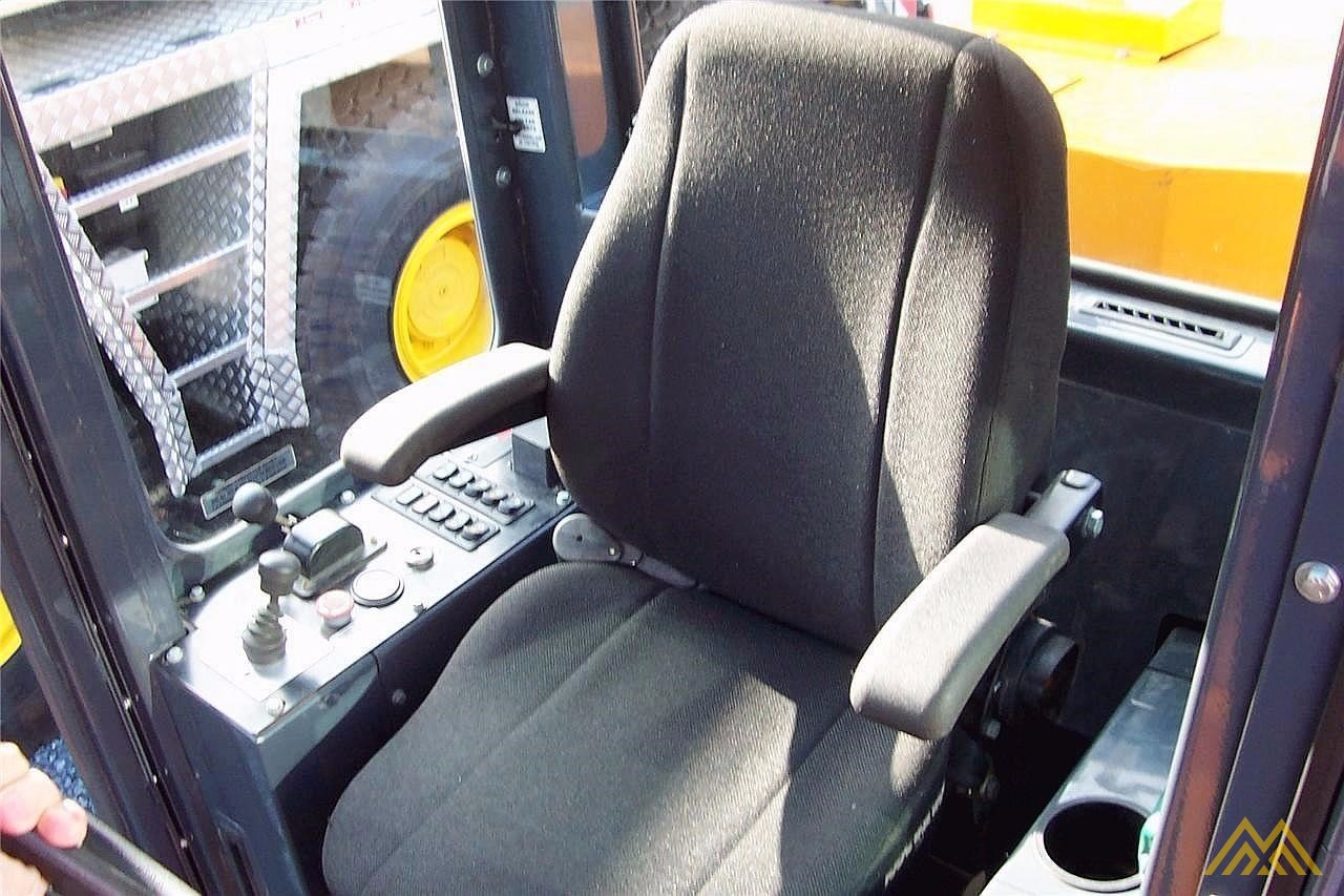 LeeBoy 785 Motor Grader 5