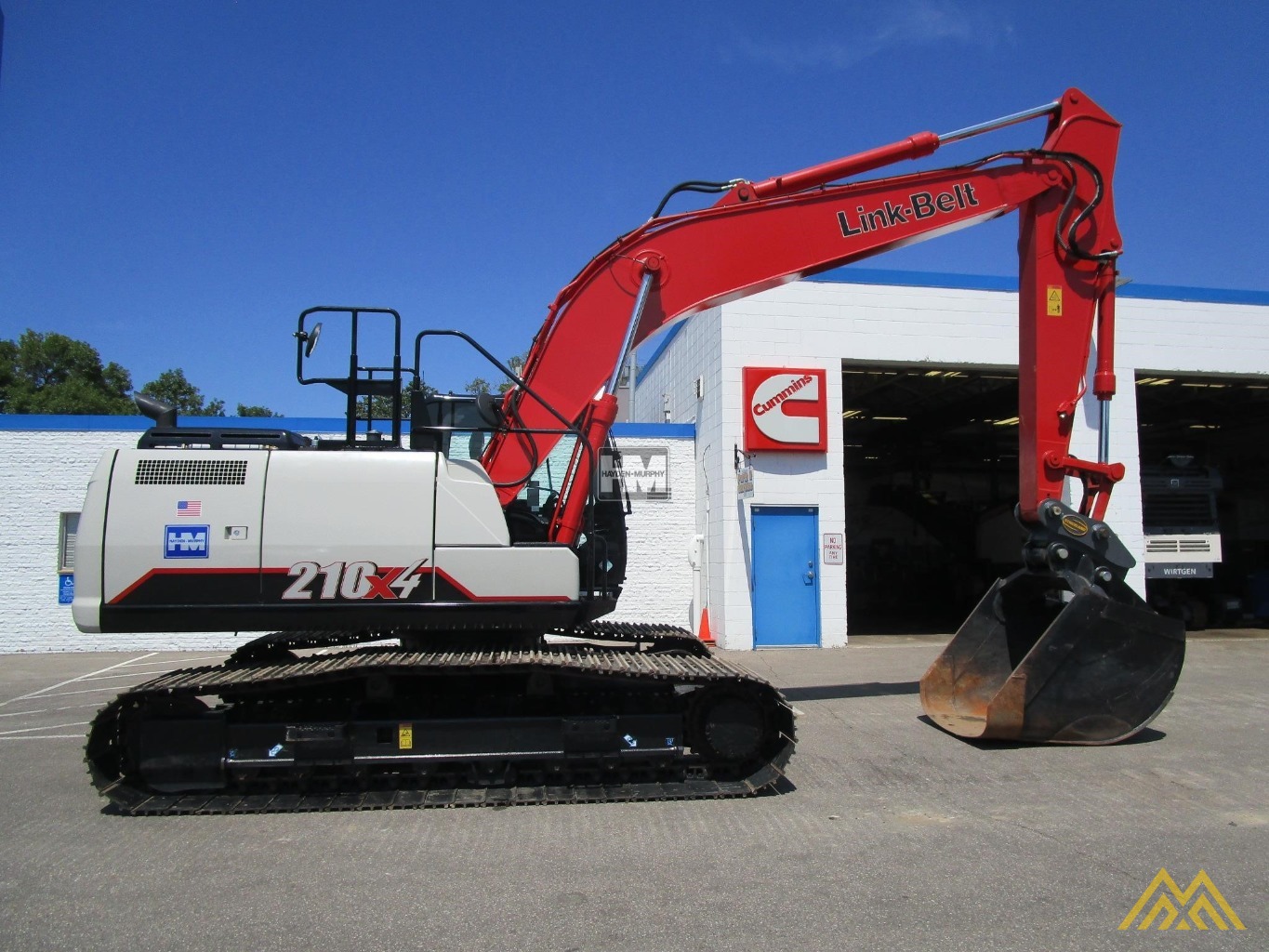 Link-Belt 210 X4 Excavator 3
