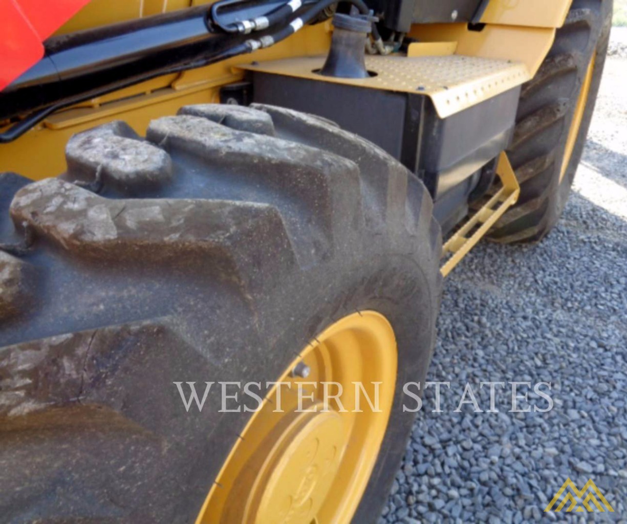 Low Hours on CAT 420F ST Backhoe Loader 6
