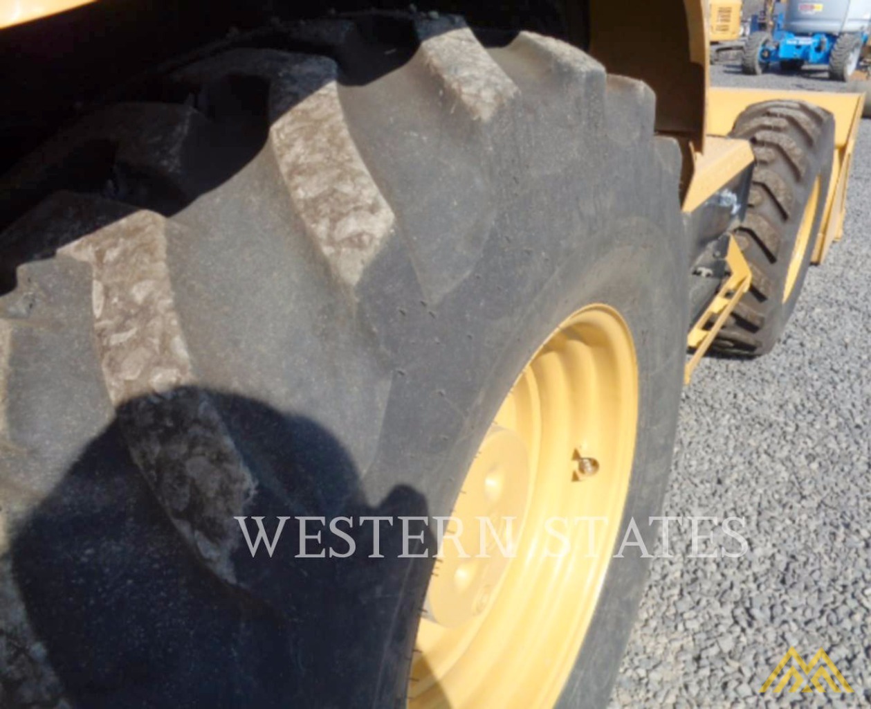 Low Hours on CAT 420F ST Backhoe Loader 8