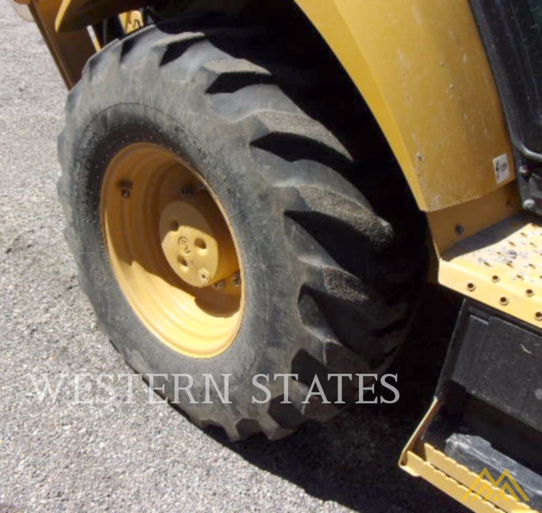 Low Hours on CAT 420F2 IT Backhoe Loader 7