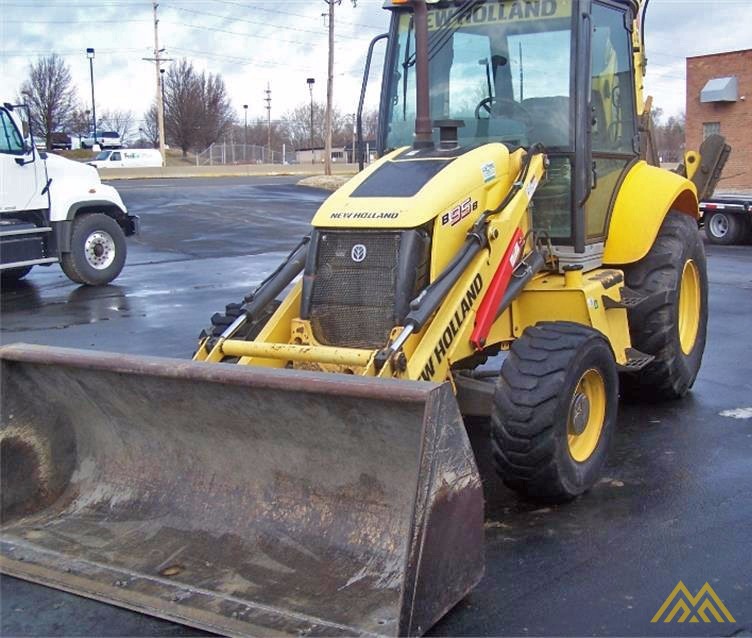 New Holland B95B Backhoe Loader 1
