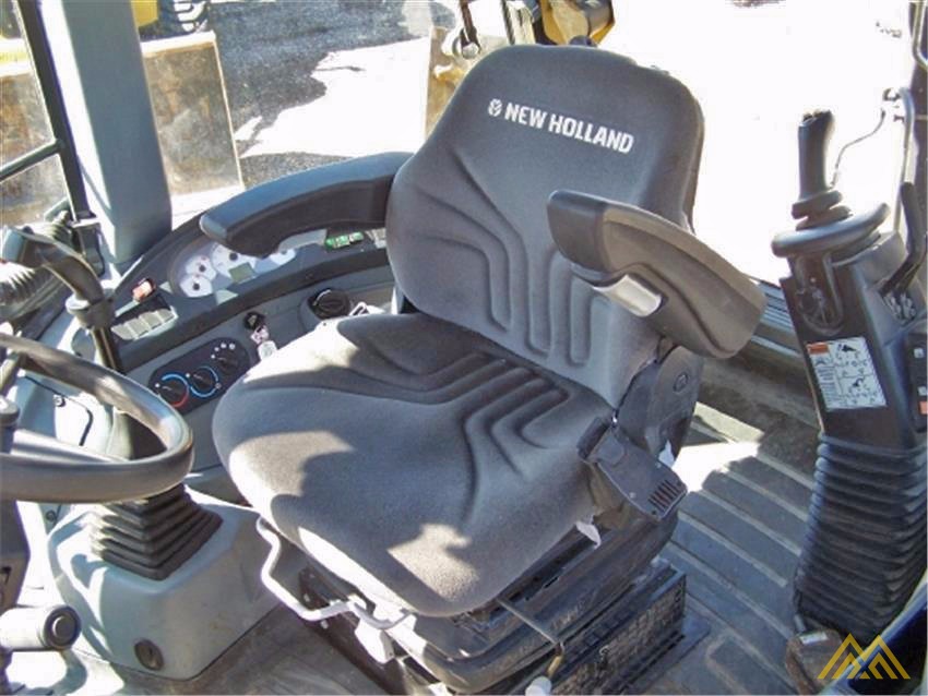 New Holland B95C Backhoe Loader 4
