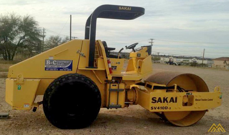 Sakai SV410D-2 Smooth Drum Roller 2