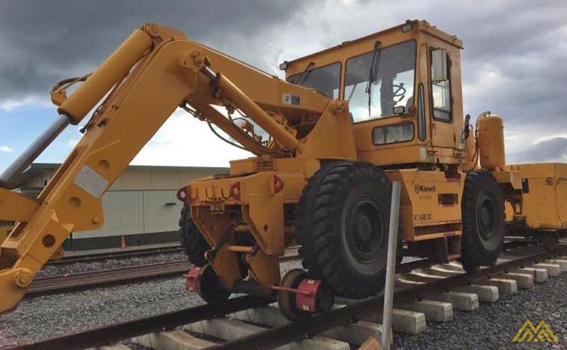 Swingmaster SL180-20 20,000 lb capacity Swing Loader 0