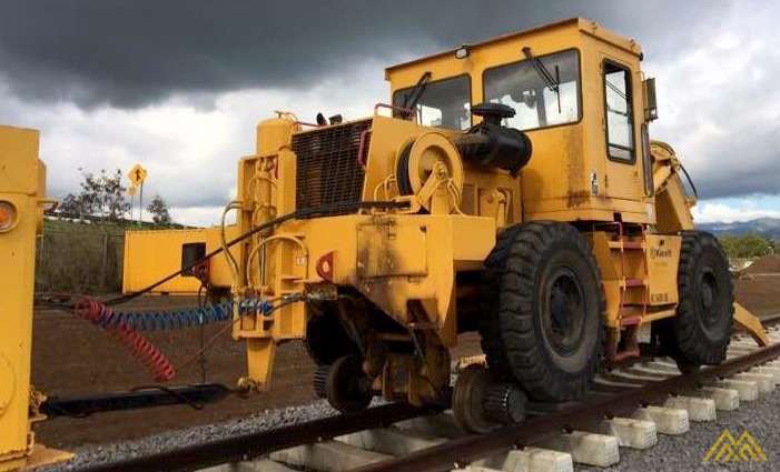 Swingmaster SL180-20 20,000 lb capacity Swing Loader 3