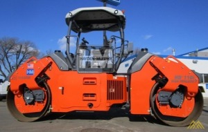 Hamm HD+110iVV HF Smooth Drum Compactor