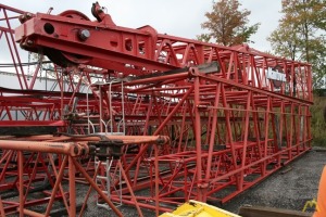 Manitowoc 999 Lattice Boom Sections Available
