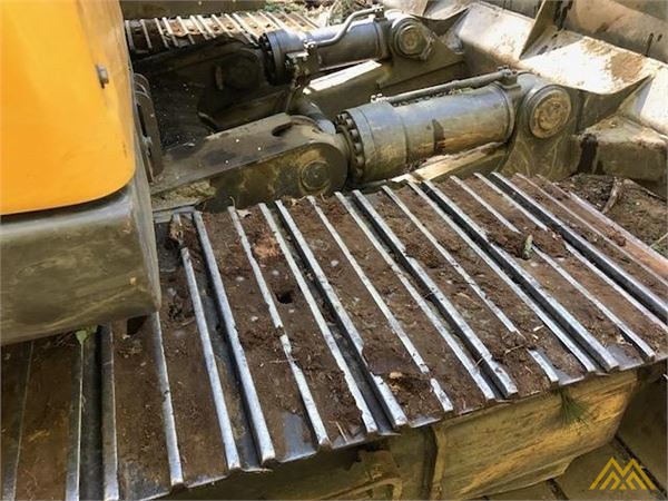 Volvo EC140DL Crawler Excavator 10