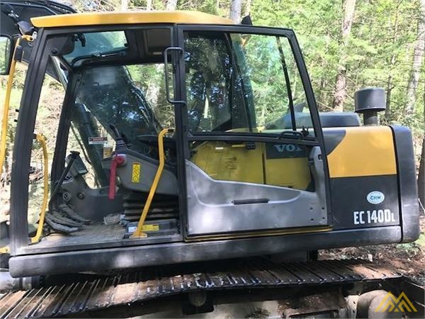 Volvo EC140DL Crawler Excavator 8