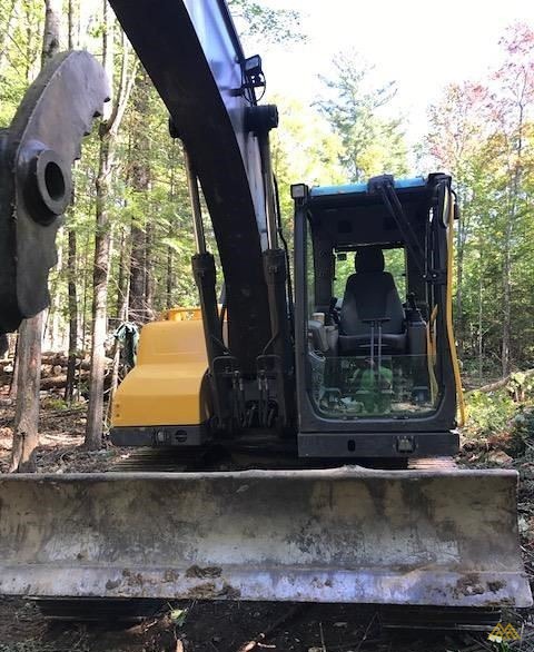 Volvo EC140DL Crawler Excavator 4