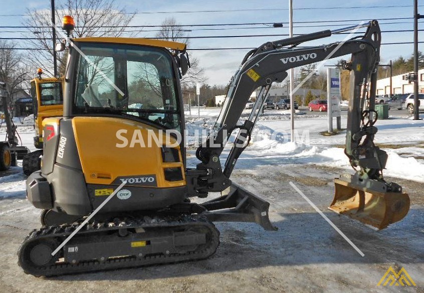 Volvo ECR40D Compact Excavator 2
